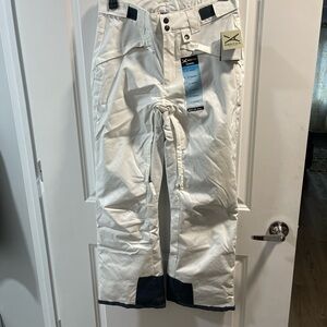 Arctix Women’s Off-White Snow Pants Have Two Small Spots